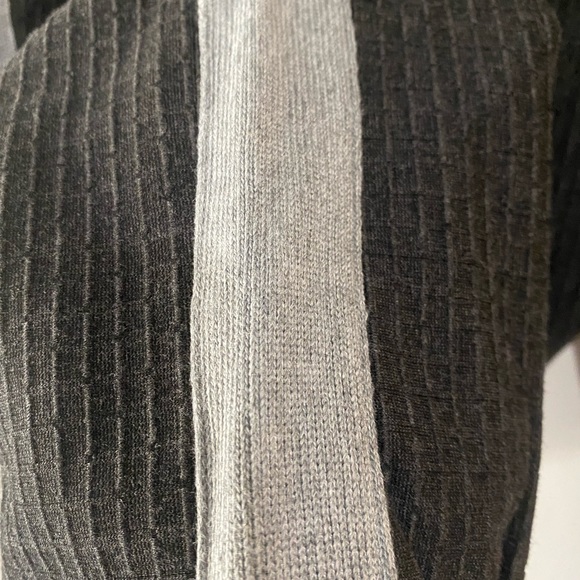 Lysse sz XXL Two-Tone Charcoal Track Pants with Pinstripes and Gray Side Stripes - Picture 4 of 9